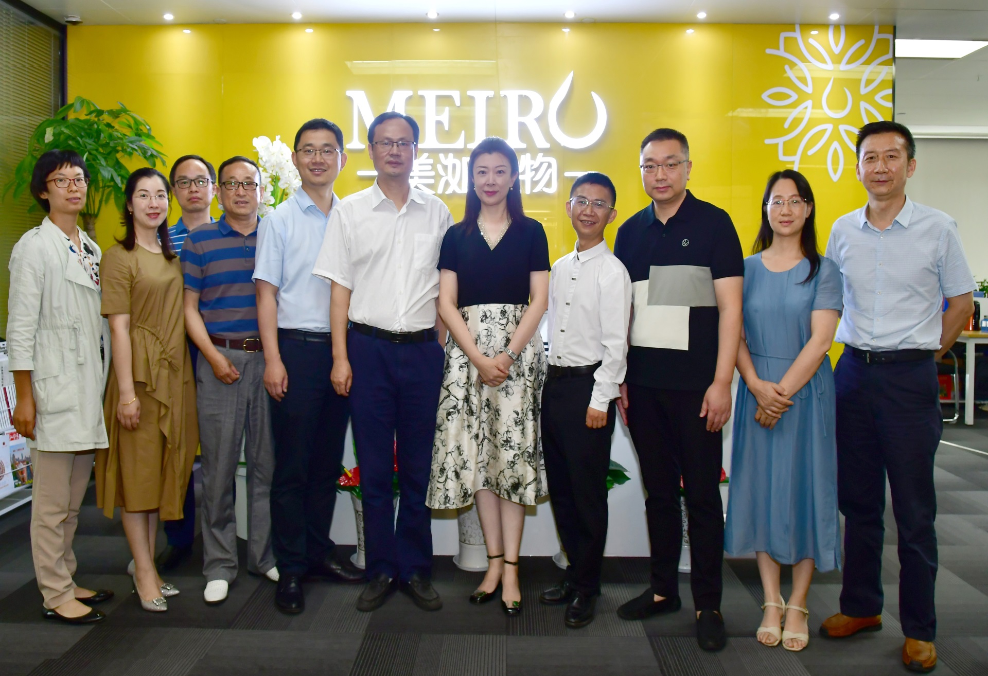 聚力同行，共贏未來。東信醫(yī)藥集團與武漢輕工大學成功舉辦校企合作交...